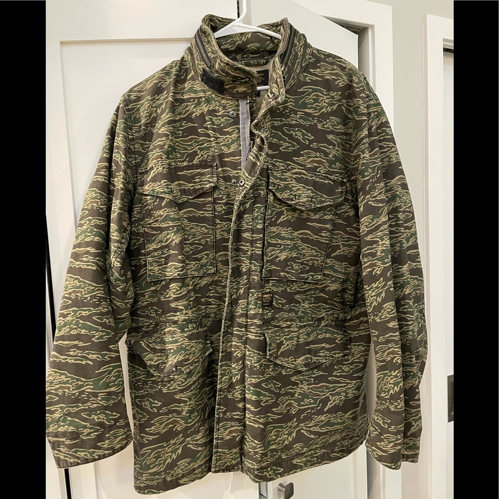 Carhartt Work In Progress Laurel Tiger Camo Jacket Men’s large